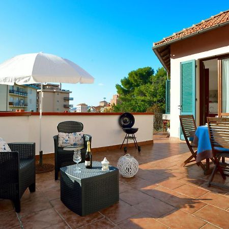Vila Casa Con Grande Terrazza, Ac, Wifi, Posto Auto E Vicino Al Mare Imperia Exteriér fotografie