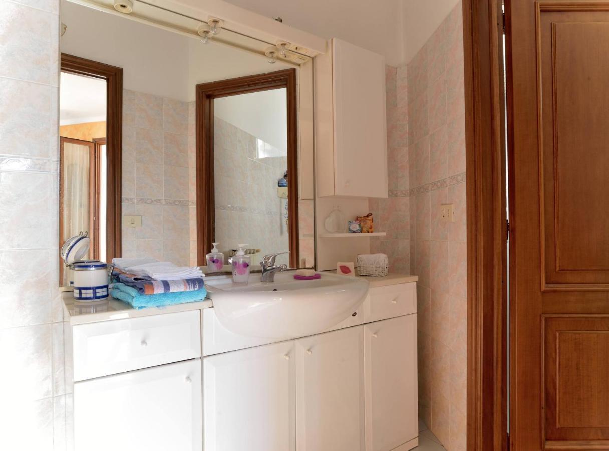 Vila Casa Con Grande Terrazza, Ac, Wifi, Posto Auto E Vicino Al Mare Imperia Exteriér fotografie