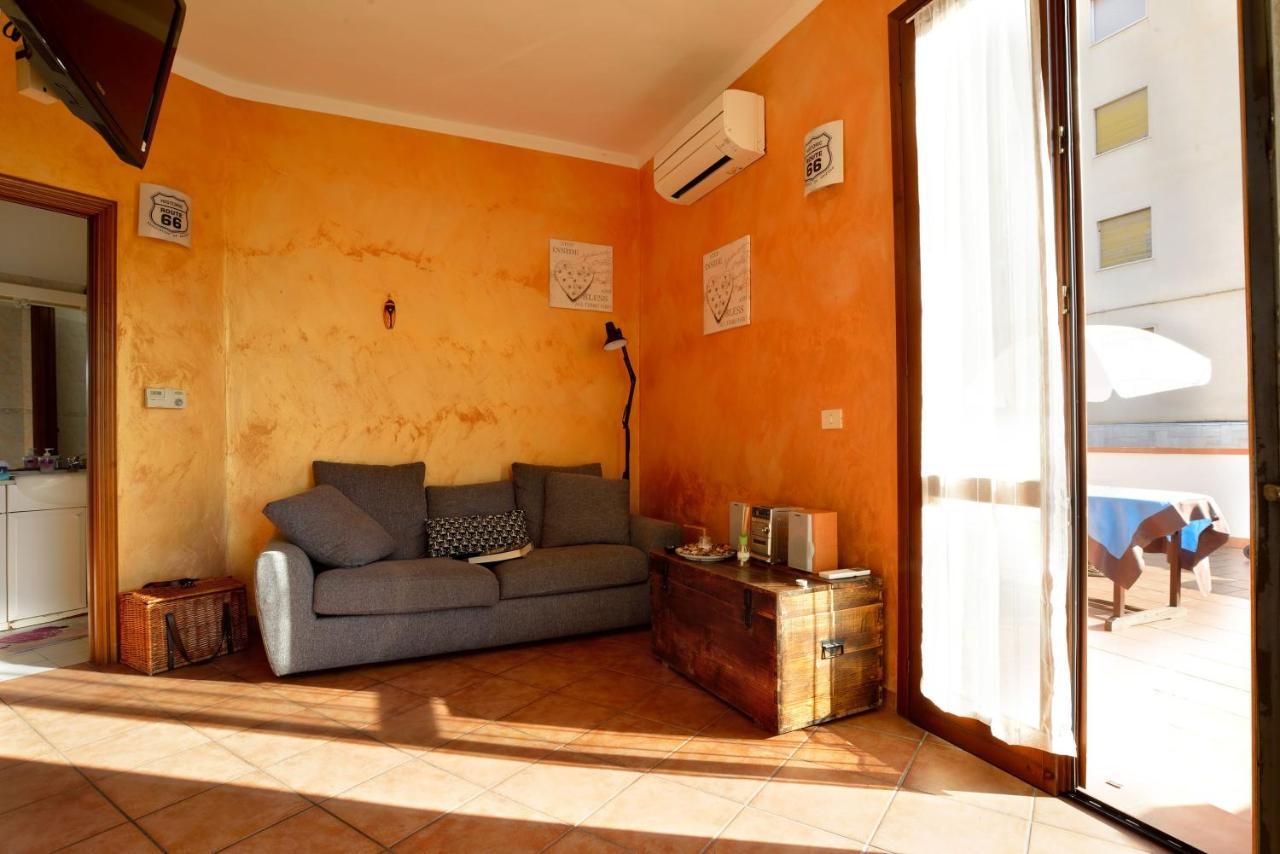 Vila Casa Con Grande Terrazza, Ac, Wifi, Posto Auto E Vicino Al Mare Imperia Exteriér fotografie